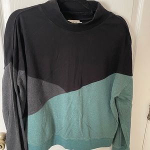 Pact Sweatshirt size xl